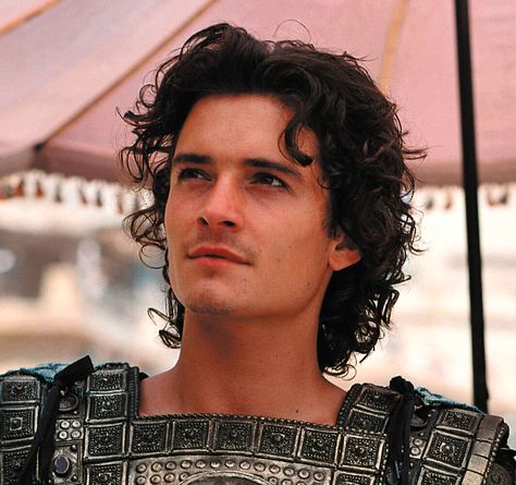 Orlando Bloom (as Paris) - Troy Troy Movie, Orlando Bloom Legolas, Star Trek 2009, Atticus Finch, William Turner, Orlando Bloom, Marlon Brando, Celebrity Dads, Legolas