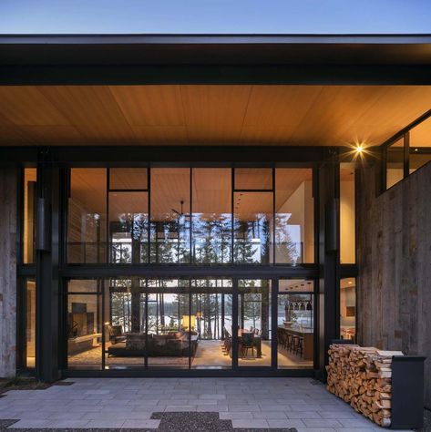 This modern lake house retreat designed by Olson Kundig Architects is located in Whitefish, Montana. Tiny Lake House, Kundig Architecture, Window Walls, Buying Investment Property, Olson Kundig, Utah House, Modern Lake House, Hot Pools, Space Gallery