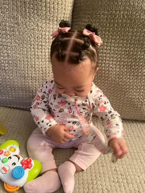 8 Month Old Hair Styles, 8 Month Old Hair Styles Girl Black, 6 Month Baby Hairstyles Girl, Infant Girl Hairstyles, Kids Afro Hairstyles, Hairstyle For Babies, Baby Hair Ideas, Infant Hairstyles, Afro Hairstyles For Kids