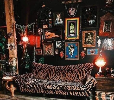 Maximalism Interior, Dark Home Decor, Goth Home, Goth Home Decor, Dark Home, Empty Spaces, Apartment Decor Inspiration, Maximalism, Dream Room Inspiration