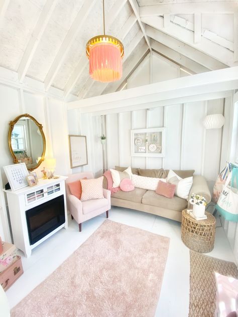 She Shed Layout, Shed Home Office Ideas, Shed Room Ideas, Tiny She Shed, She Shed Ideas Interior, She Shed Interior Ideas, She Shed Studio, She Shed Craft Room, She Shed Decorating Ideas