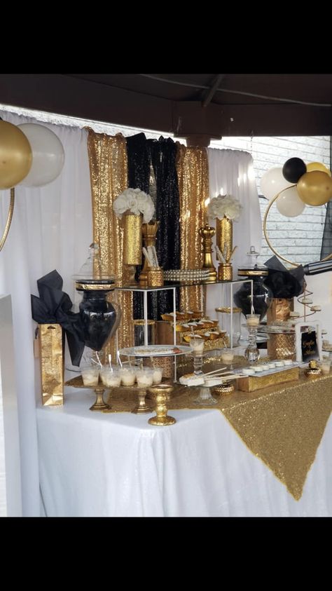 Prom Set Up, Prom Centerpiece Ideas, Adult Prom Party Ideas, Prom Decoration Ideas For Home, Prom Decoration Ideas, Prom Party Ideas, Ward Activities, Adult Prom, Prom Backdrops