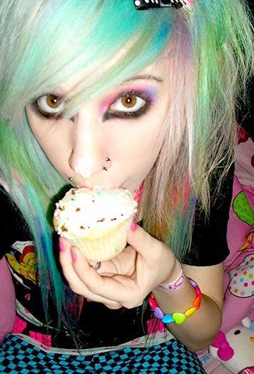 Scene Kid Aesthetic, Scene Emo Aesthetic, Scene Emo Fashion, Rawring 20s, Scene 2000s, 2000s Scene, Scene Style, Scene Makeup, Scene Aesthetic