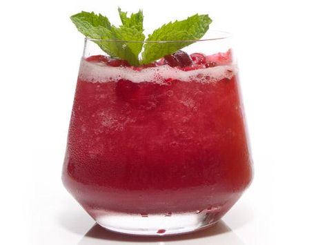 Get Whiskey-Cranberry Slushes Recipe from Food Network Thanksgiving Recipes Drinks, Thanksgiving Games For Adults, Slush Recipes, Robert Irvine, Thanksgiving Drinks, Thanksgiving Cocktails, Frozen Lemonade, Enjoy Your Meal, Christmas Cocktail