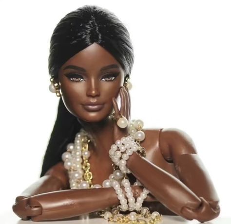 Black Barbie Doll Aesthetic, Barbie Makeover, Black Barbie Doll, Barbie Fever, Diva Dolls, Barbie Makeup, Doll Aesthetic, Barbie Skipper, Barbie Dress Fashion