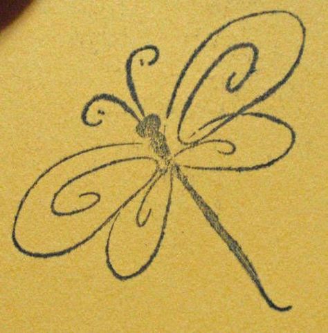 Dragonfly Tattoos, Cute Dragonfly, Summer Gym, Dragon Flies, Dragonfly Tattoo, Gym Running, Running Fitness, Tat Ideas, A Butterfly