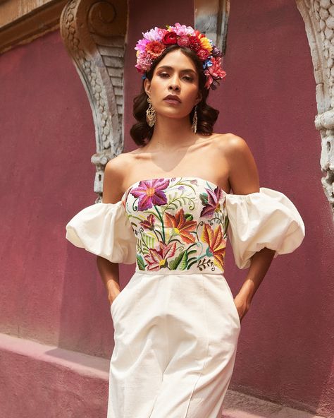 The new collection is here! Have you had a chance to browse? 🔗 Explore the collection via the link in our bio. Flower Aesthetic Outfits, Mexican Fashion Modern, Hula Dress, Traditional Mexican Dress, Mexican Wedding Dress, Boda Mexicana, Traditional Embroidery, Inspired Aesthetic, Bridal Outfit