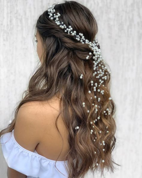 Pearl Hairstyles Down, Wedding Hair Styles With Pearls, Pearl Hairstyles Half Up Half Down, Wedding Hairstyles For Long Hair With Pearls, Bridal Hair Pearls Down, Pearls Hair Wedding, Wedding Hair With Rhinestones, Perl Hairstyles, Pearl Half Up Half Down