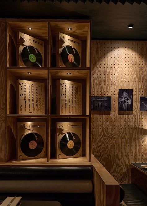 HONEYCOMB HIFI / Dubai — // Interior Design Studio Modern Music Room, Listening Bar, Hifi Bar, Vinyl Record Furniture, Restaurant In Dubai, Coffee House Design, Retail Space Design, Recording Studio Design, Retro Interior Design