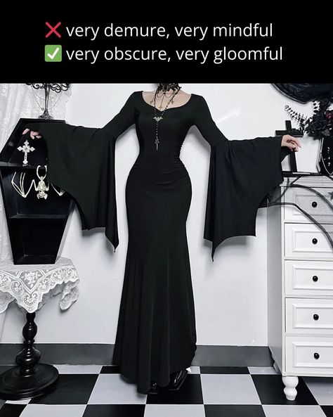 Goth Dress Pattern, Masquerade Party Dresses, Goth Prom Dress, Gothic Dresses, Winter Ball, Steampunk Dress, Yennefer Of Vengerberg, Desired Reality, Outfit Styles