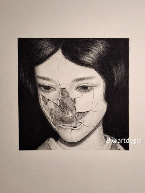 Decaying Body Drawing, Cracked Doll Face Drawing, Realistic Ghost Drawing, Broken Face Reference, Broken Doll Face, Horror Drawing Ideas, Broken Face, Creepy Sketches, Self Portrait Drawing