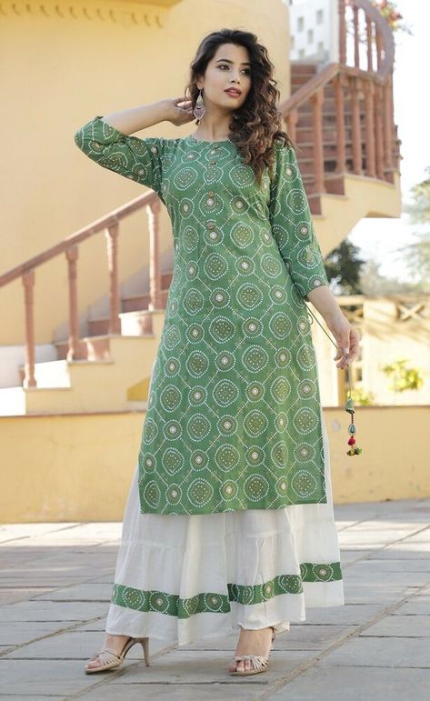 Simple Kurta Designs, Designer Kurti Patterns, Gaun Fashion, Simple Kurti Designs, Long Kurti Designs, Kurta Neck Design, Salwar Kamiz, Cotton Kurti Designs, Dress Design Patterns