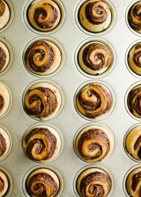 Mini Cinnamon Desserts, Cinnamon Rolls In Cupcake Pan, Mini Cinnamon Roll Bites, Miniature Cinnamon Rolls, Cinnamon Rolls Mini, Individual Cinnamon Rolls, Mini Cinnamon Rolls Homemade, Cinimin Rolls, Mini Cinnamon Rolls Easy