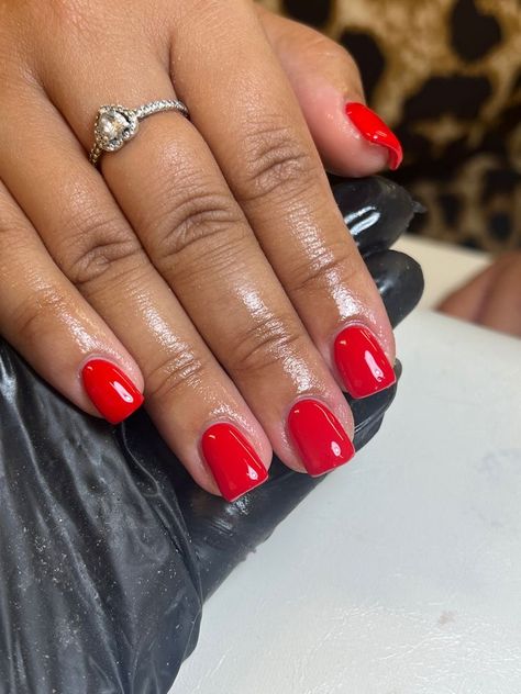 Short Red Sns Nails, Red Acrylic Overlay Nails, Elegant Short Acrylic Nails, Red Gel Nails Square, Red Short Nails Square, Red Gel Manicure Short Nails, Red Short Nails Black Women, Short Red Nail Designs Classy, Red Tip Square Nails