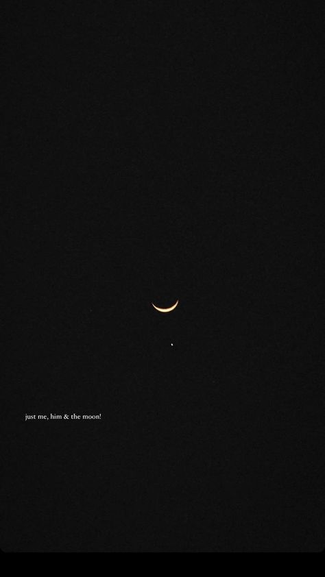 Moon And Venus Quotes, Beautiful Instagram Stories, Moon Quotes For Her, Moon And Him Quotes, Moon And Love Quotes, Moon Love Quotes For Him, Chaand Quotes, Moon Snap Streak, Moon Quotes For Him