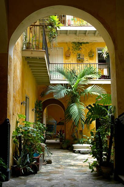 Brazilian Apartment, Mexican Pueblo, Cuban Decor, Havana Bar, Cuban Restaurant, Cuban Food, Casas Coloniales, Hacienda Style, Cuba Travel