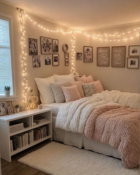 #BedroomDecor #HomeBedroom #BedroomInspo #CozyBedroom #BedroomStyle #InteriorDesign #BedroomDesign #BedroomGoals #RoomMakeover #BedroomVibes #BedroomInspiration Bedroom Ideas For Small Rooms Cozy, Dream Bedroom Inspiration, Bedroom Ideas For Small Rooms, New Room Ideas, Cute Bedroom, Room Redesign, Future Room, Makeover Bedroom, Girls Rooms