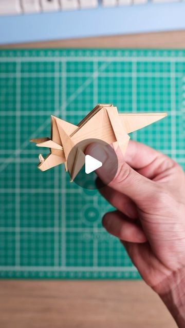 Coraubanne on Instagram: "Making a paper triceratops #origami #dinosaur" Dino Origami, Origami Triceratops, Origami Dinosaur, Dinosaur Origami, Paper Dinosaur, Origami Art, School Notes, Sticky Notes, 3d Design