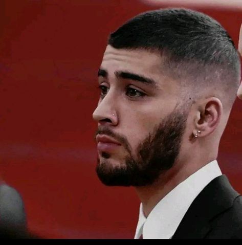 Zayn Malik Photography In Movie. Zyne Malik Hairstyles, Zayn Malik Hairstyle Buzz Cut, Buzzcut Men Fade With Beard, Zayn Malik Hairstyle Short, Facial Hair Styles Chart, Zayn Malik Buzzcut, Buzzcut With Beard, Zyne Malik, Buzzcut Men Fade