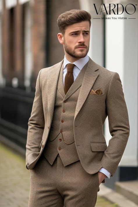 Coffee Suit Men, Burgundy And Champagne Groomsmen Attire, Light Brown Groomsmen Suits, Groomsmen Suit Ideas, Beige Wedding Suit, Brown Groomsmen Suits, Brown Suit Wedding, Brown Groomsmen, Engagement Suits