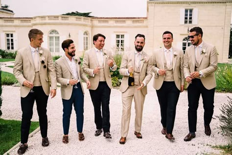 Groom Attire For Fall Wedding, Champagne Groomsmen Attire Color Schemes, Beige And Black Groomsmen Suits, Champagne Wedding Suit, Groomsmen Champagne Attire, Champagne Groom Suit, Champagne Groomsmen Attire, Beige Groomsmen Suits, Groomsmen Speech