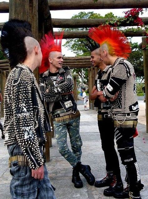 Mens Punk Fashion, 80s Punk Fashion, Skin Heads, Punk Guys, Punk Subculture, Garage Punk, Punk Fashion Diy, Afro Punk Fashion, Punk Boy