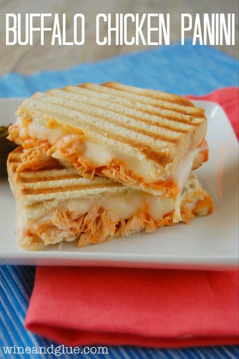 Buffalo Chicken Panini, Panini Recipes Chicken, Chicken Panini, Ultimate Grilled Cheese, Buffalo Recipe, Panini Recipes, Buffalo Chicken Sandwiches, Panini Sandwiches, Simple Sandwiches