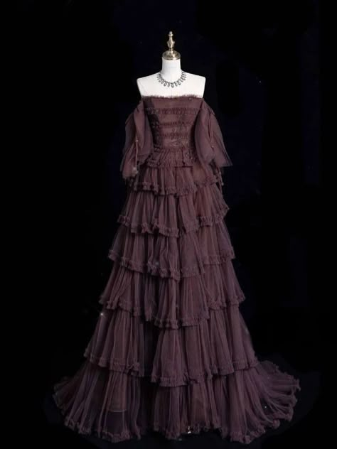 Yule Ball Dress, Goth Hippie, Mode Hippie, Tulle Evening Dress, Long Sleeve Evening Dresses, Dress Tulle, Prom Dress Inspiration, Fairytale Dress, Prom Outfits