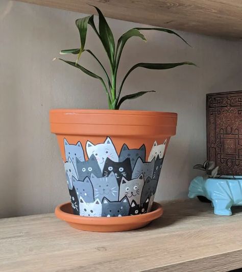 Pot Painting Ideas, Painting Pots, Pots Ideas, Pot Diy, Plant Pot Design, Flower Pot Art, Painted Terracotta, Plant Pot Diy, Terra Cotta Pot Crafts