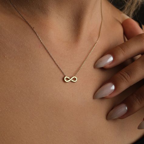 Gold Infinity Necklace, Infinity Necklace Gold, Forever Necklace, Necklace Infinity, Valentine Jewelry, Mama Necklace, Newark Nj, Yellow Gold Color, Necklace For Mom