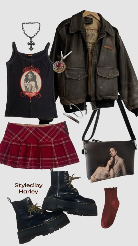 #clothes #style #ootd #ootdinspo #ootdideas #ootdfashion #fashion #skirt #twighlight #vintage #outfit Vintage Alt Outfits, Grunge Glam Outfits, Grunge Rock Outfits, 90s Grunge Aesthetic Outfits, Roblox High School, Fall Goth, Alt Outfits, Thrift Inspo, Rockstar Gf