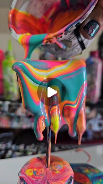 MADISUNART | Maddison Dyer on Instagram: "Satisfying Sunday 🌞  . . ##sosatisfying #satisfyingart #paintpour #fluidartist #madisunart" Acrylic And Resin Painting, Paint Pouring Videos, Pouring Painting Ideas, Acrylic Pouring Art Ideas, Resin Pour Art, Pour Painting Ideas, Diy Stone Wrapping, Paint Pouring Techniques, Painting Objects