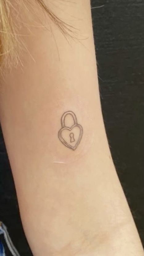 Key And Heart Lock Tattoo, Lock Tattoos For Women, Locked Heart Tattoo, Heart Shaped Lock Tattoo, Key Lock Tattoo, Locket Tattoos For Women, Interlocking Heart Tattoo, Key And Lock Tattoo, Padlock Tattoo