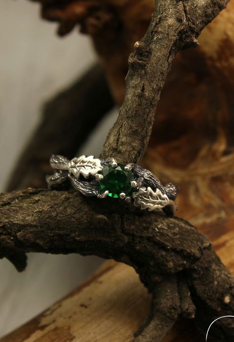 Dark Engagement Ring, Engagement Ring With Emerald, Leaves Engagement Ring, Wedding Rings Ideas, Vintage Opal Engagement Ring, Branch Engagement Ring, Branch Leaves, Ring Tree, Ring With Emerald