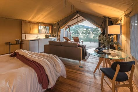 Living In A Tent, Canvas Tent Camping, Canvas Wall Tent, Tent Life, Tents Camping Glamping, Savannah House, Caravan Living, Yurt Tent, Tent Living