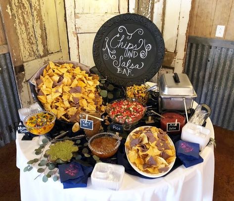 Pre Wedding Snacks, Taco Rehearsal Dinner, Chips And Salsa Bar, Nacho Taco Bar, Wedding Grazing Table Ideas, Wedding Table Snacks, Wedding Sandwiches, Unc Graduation, Wedding Cocktail Hour Food