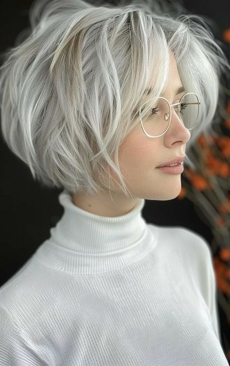 Silver Bob Hair, Silver Hair Styles For Women, Short Hairstyles For White Hair, Silver Blonde Hair Short, Platinum Blonde Hair Silver, Women’s Short Hairstyles, Short Silver Bob, White Hair Bob, Silver Bob Haircut