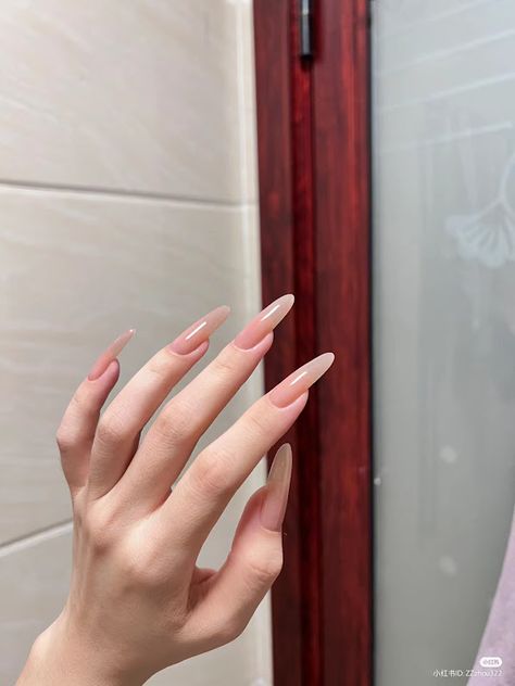 Nail Hồng Pastel, Different Nail Colors, Blush Nails Korean Pink, Coffin Nail Designs, Nail Color Ideas, Kylie Nails, Gel Toe Nails, Plain Nails, Hippie Nails