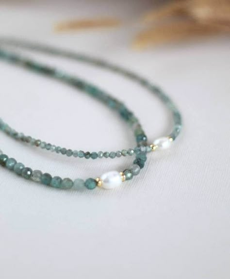 Apatite Gemstone Women Necklace 4mm, Genuine Tiny Green Apatite Gemstone Necklace, Women's Necklace Gift for Her - Etsy Canada Necklace Inspiration Beads, Natural Stone Jewelry Necklace, Gemstone Necklace Diy, Gemstones Necklaces, Beaded Necklace Ideas, Stone Jewelry Necklace, Apatite Necklace, Green Apatite, Green Stone Necklace