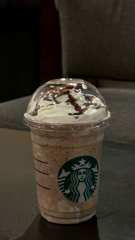 Chocolate chip cream frappuccino blended beverage with 1 pump of hazelnut syrup and heavy cream all the way Hazelnut Starbucks, Starbucks Chocolate, Chocolate Cream, Heavy Cream, Hazelnut, Syrup, Chocolate Chip, Eye Candy, Dessert Recipes