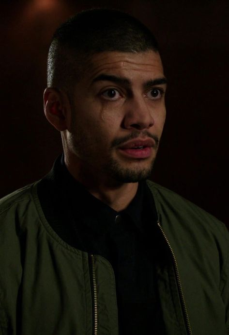 Rene Ramirez | Wild Dog (Rick Gonzalez in Arrow, Season 6, 2017) Rene Ramirez Arrow, Rene Ramirez, Arrowverse Aesthetic, Hunter Zolomon, Rick Gonzalez, Arrow Season 6, Adrian Chase, Mick Rory, Dinah Drake