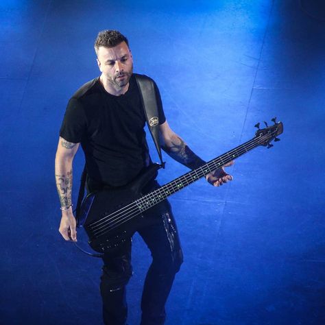 Chris Wolstenholme, Bass Guitar, Cool Bands, Muse, Bass, Instagram Profile, Guitar, Music, On Instagram