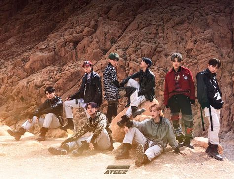 ATEEZ - "TREASURE EP.1 : All To Zero" - 'Pirate King' - 'Treasure' | Seong Hwa, Yun Ho, San, Yeo Sang, Hong Joong, Min Gi, Woo Young y Jong Ho. Ateez Group Pic, Ateez Journal, Ateez Stickers, Ateez Concert Outfit, Ateez Pirate, Ateez Treasure, 2000 Songs, Debut Photoshoot, Ateez Members