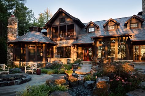 Lake Side House, Rustic House Exterior, Lodge Exterior, Lodge Style Home, Log Cabin Exterior, Cabin Mansion, Mountain Home Exterior, Lodge House, Mansion Exterior