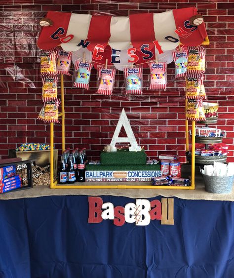 Concession stand. Baseball #diy #concessionstand #baseball #baseballtheme I did this for my nephews 1st bday. Let me know if u have questions about the details ! Baseball Party Concession Stand Ideas, Baseball Booth Ideas, Baseball Party Concession Stand, Party Concession Stand Ideas, Baseball Concession Stand Party Ideas, Baseball Concession Stand Ideas, Concession Stand Ideas Diy, Concession Stand Party, Baseball Concession Stand