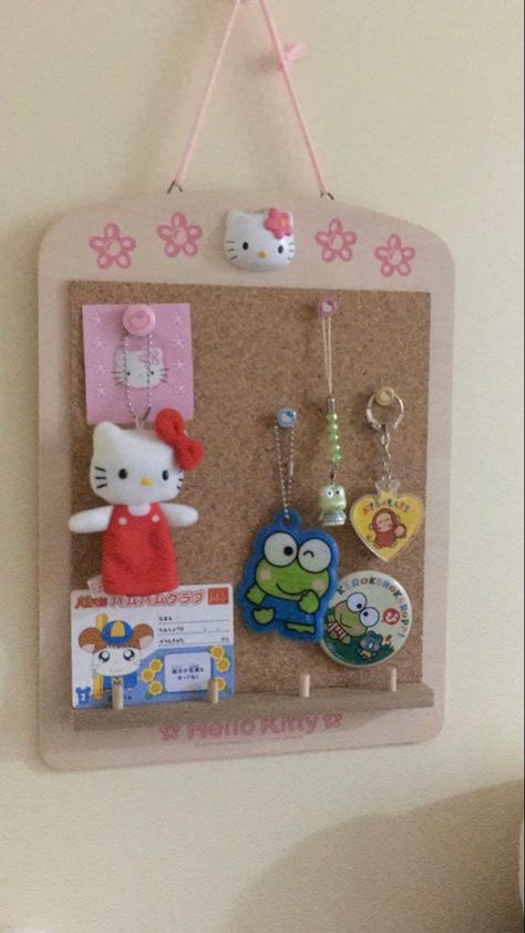 Keychain Wall, Hello Kitty Crafts, Kawaii Core, Room Deco, Cute Room, Cute Room Decor, Wall Deco, Cute Crafts, Bedroom Inspo