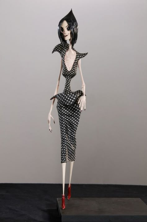 coraline Costume Design - Buscar con Google | Costume and ... Other Mother Costume, Coraline Halloween Costume, Other Mother Coraline, Coraline Costume, Coraline Art, Kubo And The Two Strings, Coraline Movie, Coraline Aesthetic, Other Mother