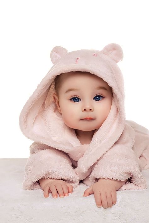 Follow me on Instagram Baby Dp For Whatsapp, Cute Baby Dp, Baby Wallpaper Hd, Sweet Baby Girl Names, Baby Images Hd, Cute Baby Pic, Two And Half Men, Profile Cute, Baby Dp