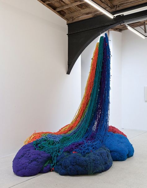 Sheila Hicks Landing 2014 Sheila Hicks, Sculptural Fashion, Fiber Sculpture, Alberto Giacometti, Art Textiles, Art News, Fibre Art, Textured Artwork, Art Installation