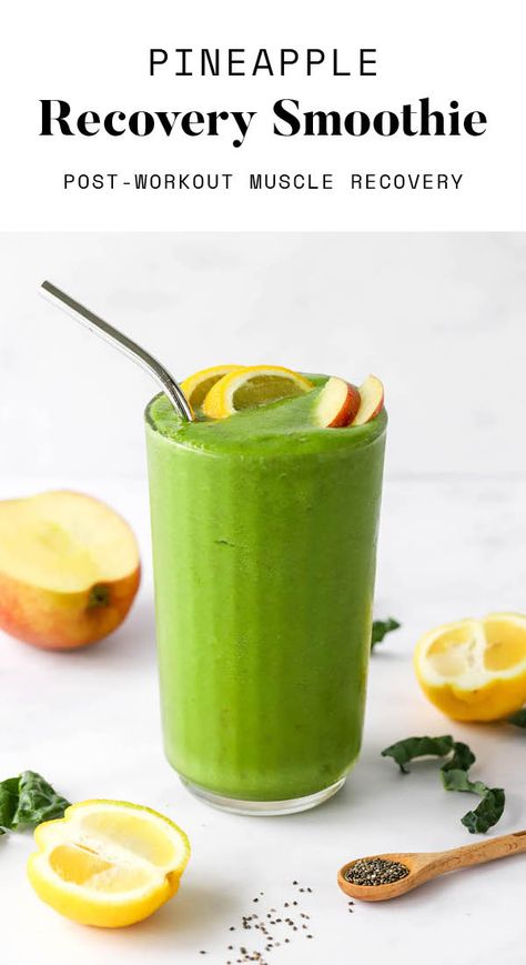 This pineapple recovery smoothie is the perfect post-workout drink because it's packed with nutrients known to help decrease inflammation and speed up muscle recovery. Green Smoothie Post Workout, Recovery Smoothie Post Workout, Post Workout Juice, Muscle Recovery Smoothie, Smoothie Post Workout, Dinner Smoothie Recipes, Workout Recovery Smoothie, Green Smoothie Protein, Post Workout Dinner